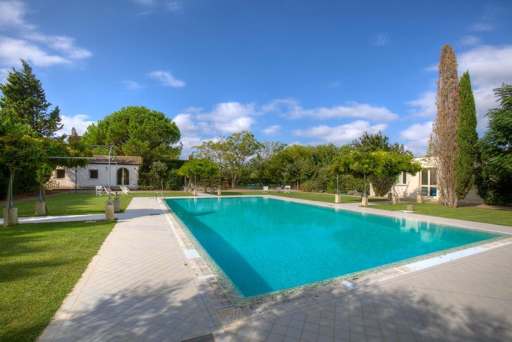 Tenuta Sant'Andrea Giuggianello Eksteriør bilde